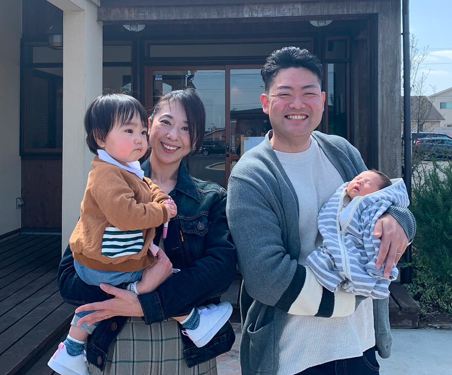 夫婦共働きで二人の子を新生児から迎え入れて――夫の思い、妻の思い